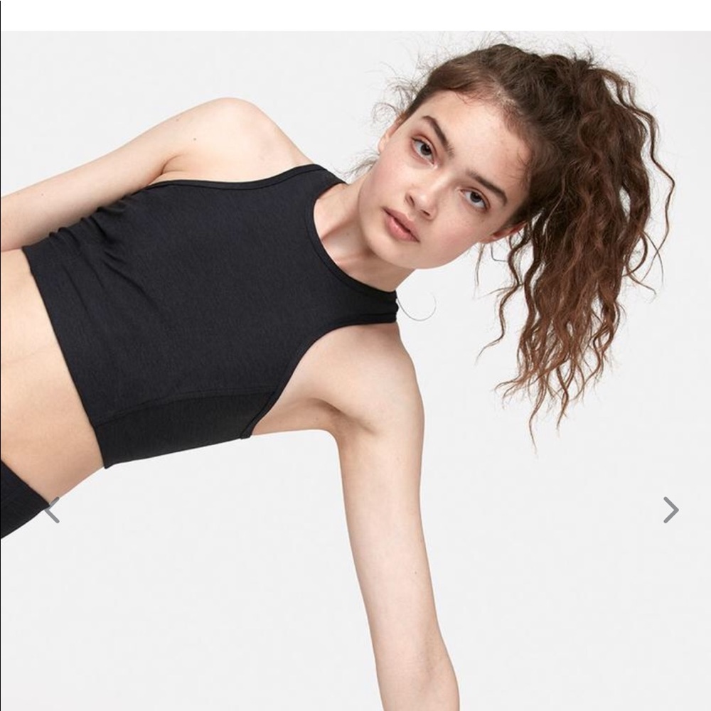Outdoor Voices Athena Crop Top Black